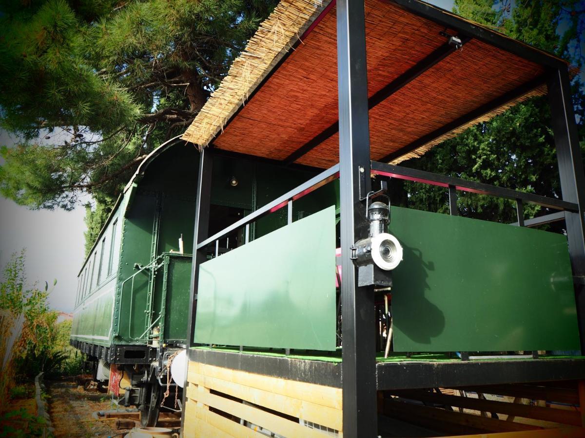 La Gare De Millas Exterior photo
